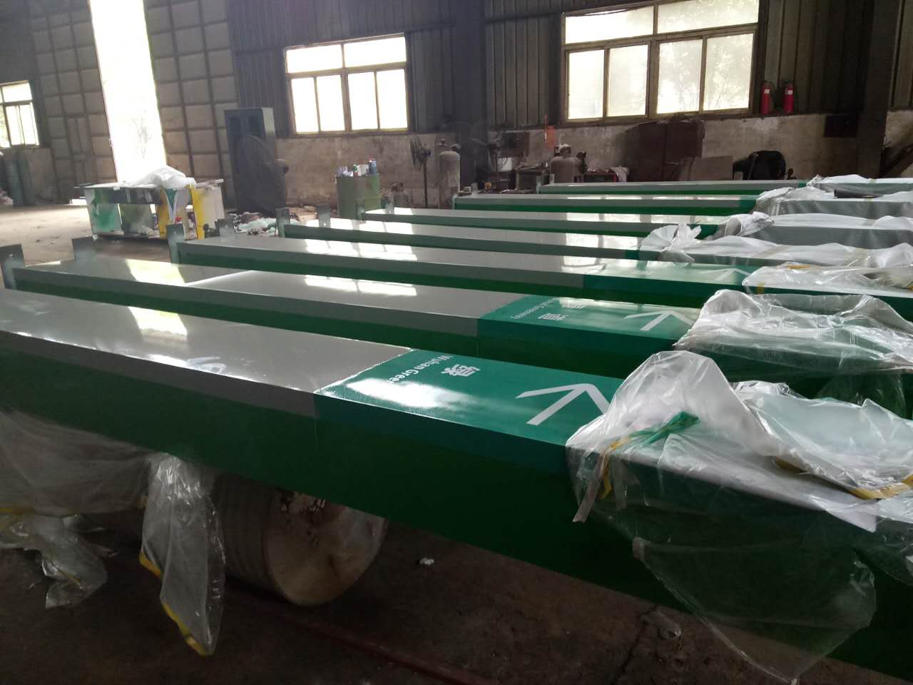 武汉lK立q D牌制作安? /></a> 
					<p><a href=